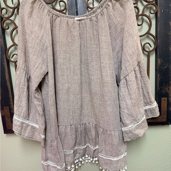 entro Tops - Anthropologie Entro Beige Boho Top
